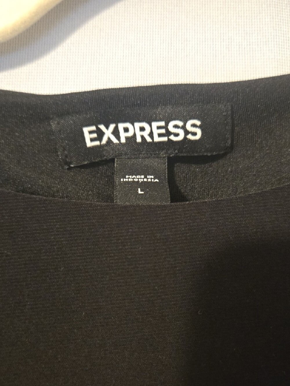 Express Black Bubble Hem Bodysuit Size Large NWT - Picture 3 of 10